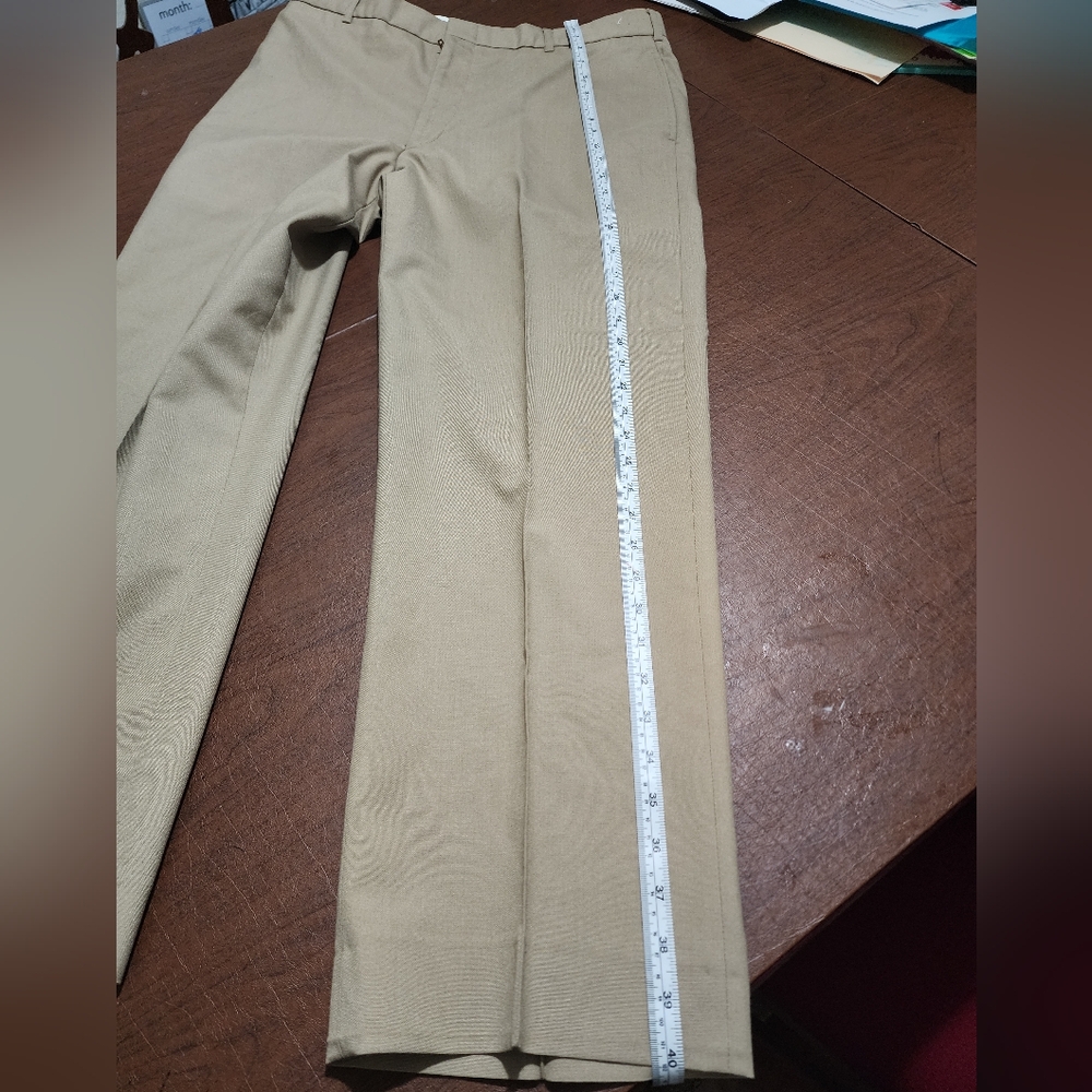 NWOT ... Original Classic Men's Khaki Pants - Picture 3 of 9